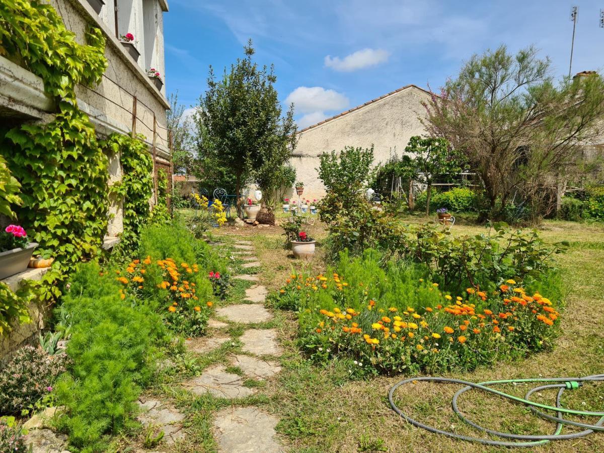 Villa Pierre Condom Exterior foto